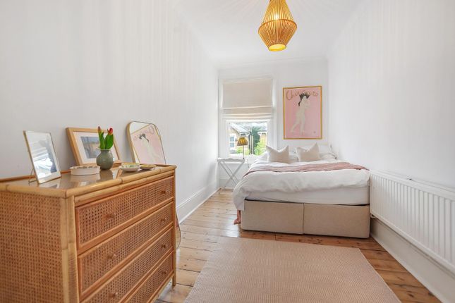 Bedroom (2).Jpg