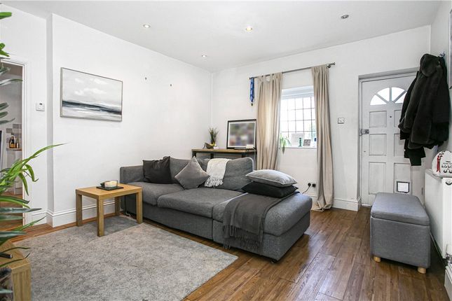 Flat for sale in Lower Edgeborough Road, Guildford, Surrey