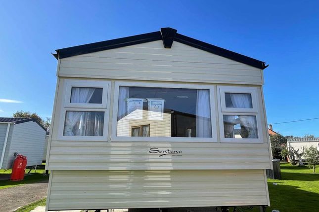 Thumbnail Mobile/park home for sale in Victoria Road West, Prestatyn