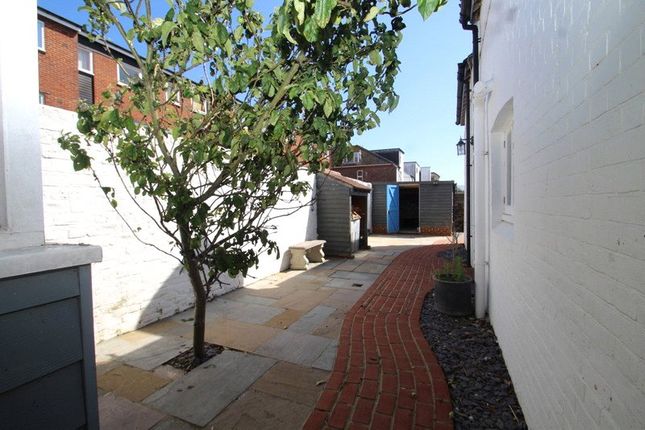 The Cottage,, New Road, Littlehampton photo 5