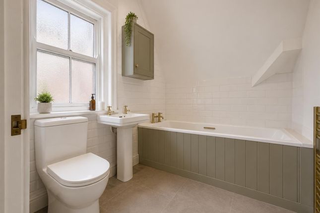 80, Polsloe Road, Exeter photo 3