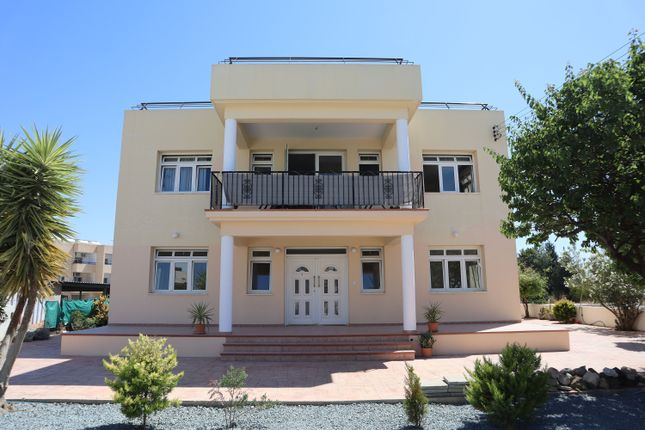 Thumbnail Town house for sale in Oroklini, Eparchía Lárnakas, Cyprus