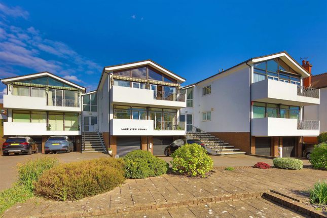 Thumbnail Flat for sale in Lake Road East, Cyncoed, Cardiff
