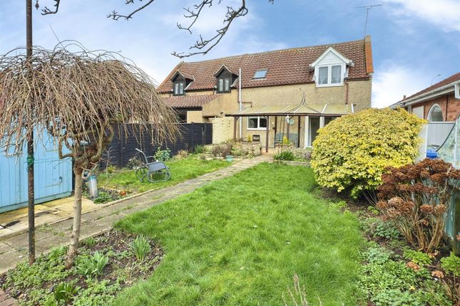 11, Somerleyton Road, Lowestoft photo 2