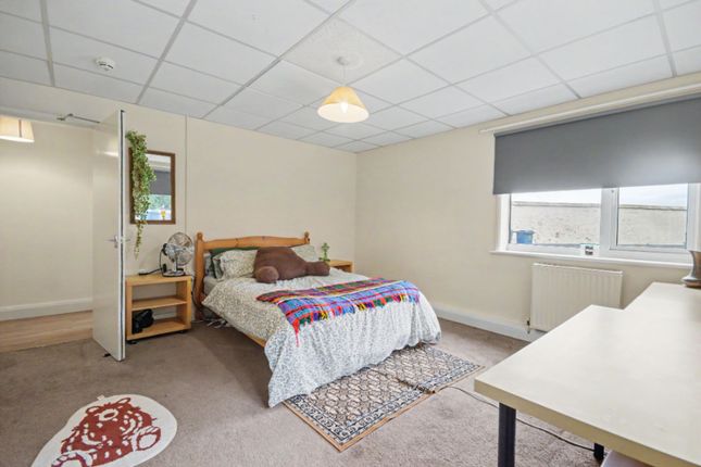 2 Bedroom Flat in LE12 5RG