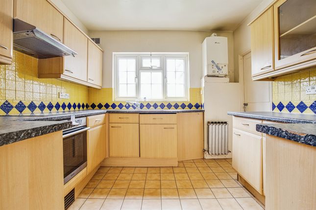 Flat for sale in Sudbury Hill, Harrow-On-The-Hill, Harrow