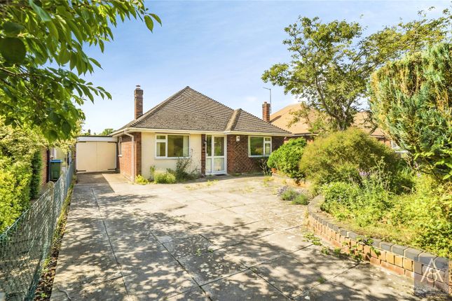 2-bed bungalow on 17, Highlands Road, Buckinghamshire, £475,000
