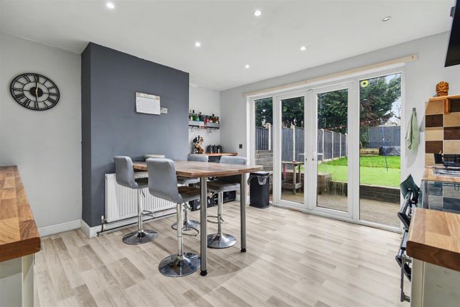 8, Mount Avenue, Barton-Upon-Humber photo 3