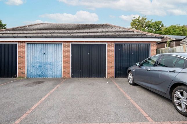 10 Butterfields, Wellingborough photo 2