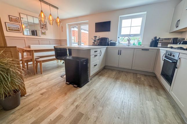 3, Billet Gardens, Wimborne photo 4