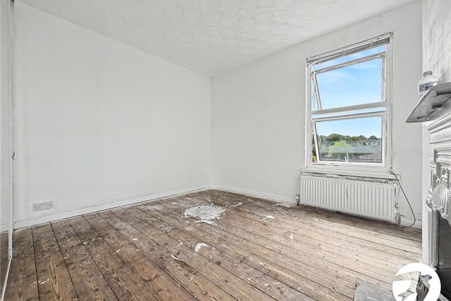 22, Queens Road, Kent photo 5