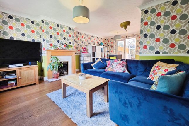 6, Manor View, Stroud photo 3