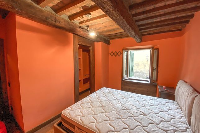 Apartment for sale in Via Del Castello, Riparbella, Pisa, Tuscany, Italy