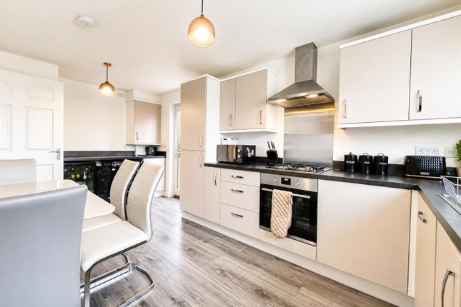 15, Todhills Place, Glasgow photo 4