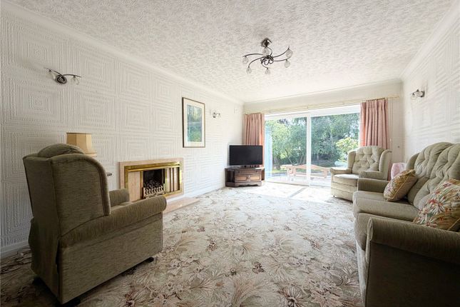 6, Elm Grove, Derbyshire photo 4