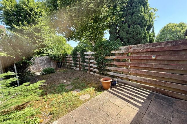 10, Thomas Close, Hereford photo 2