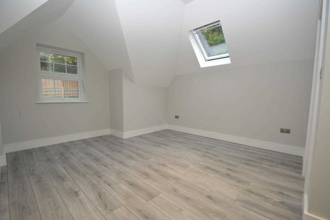 57, Welcomes Road, Purley photo 4