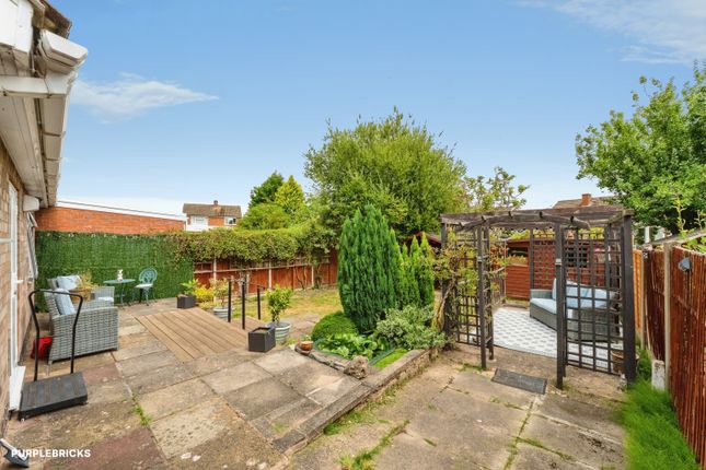 47, Allington Drive, Birstall photo 2