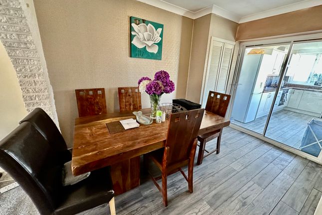 11, Marlowe Road, Doncaster photo 3