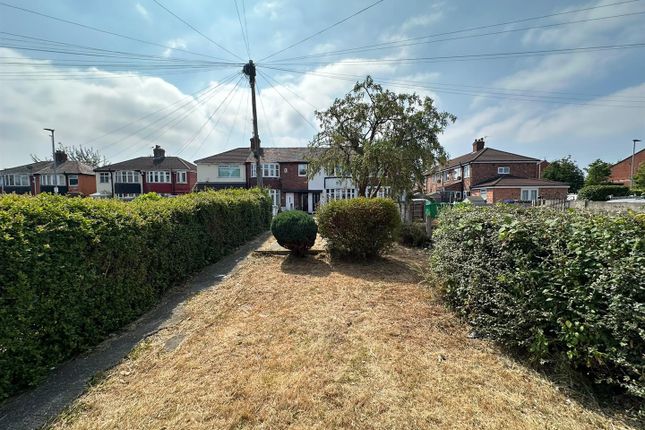 11, Lilmore Avenue, Manchester photo 2