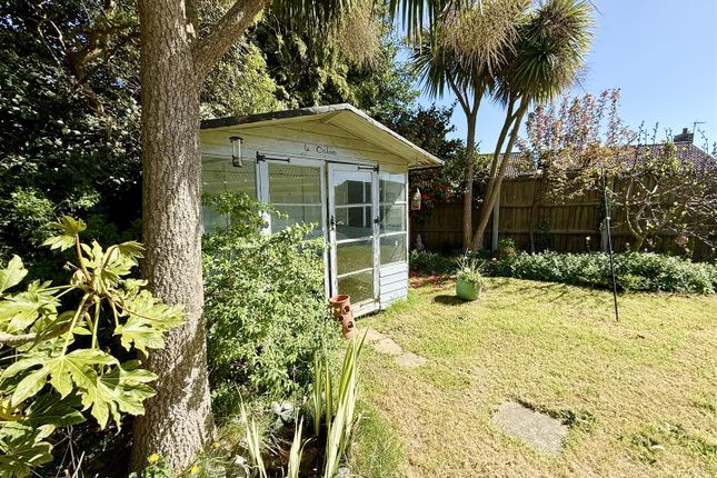 15, Woodstock Way, Great Yarmouth photo 3