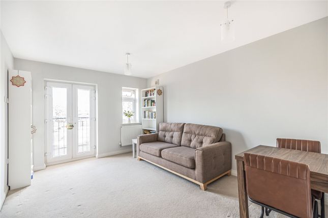 2 Bed Flat For Sale In Marsh Court 561 Uxbridge Road Hayes
