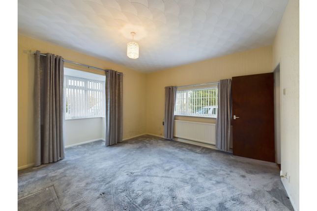 Flat for sale in Skellow Road, Doncaster
