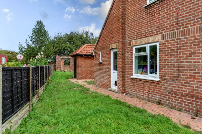 42 Dolphin Crescent Hills Road, Thetford photo 4
