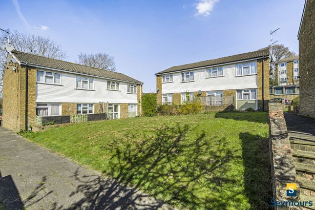 85, Clover Road, Surrey photo 2