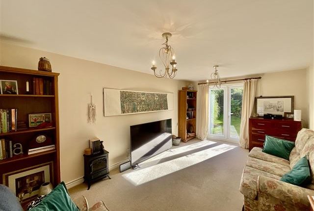 27, Moorhouse Drive Thurcroft, Rotherham photo 3