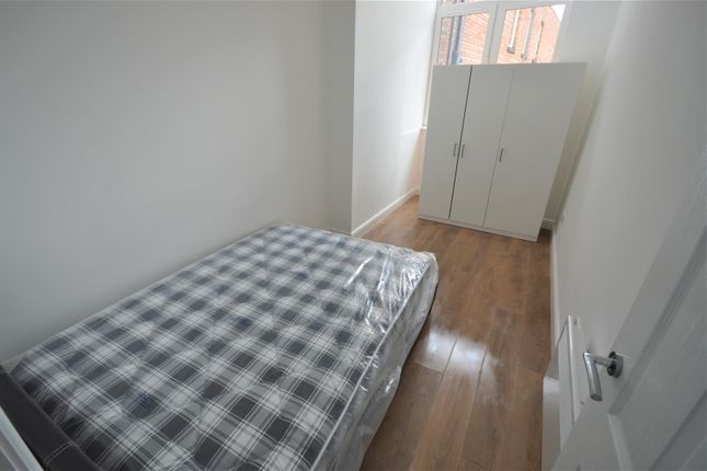Flat to rent in Albion Street, Leicester