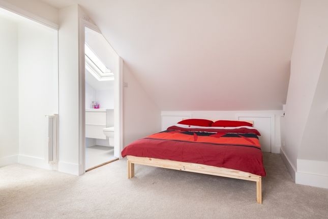 Flat to rent in Mount Street, Oxford