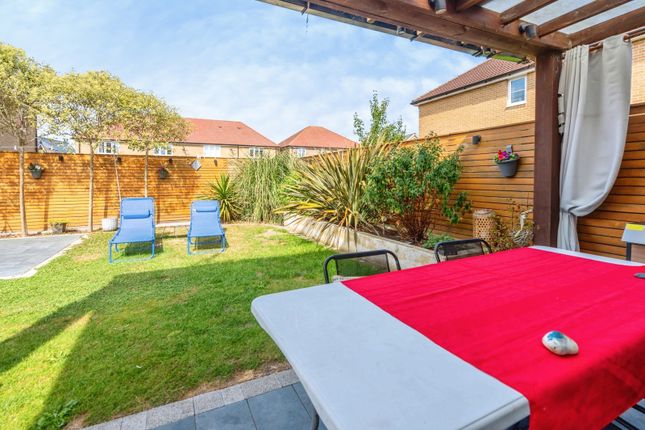 39, Potters Way, Bognor Regis photo 3