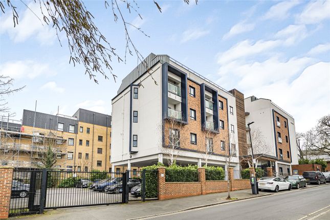 1-bed flat on Flat 7 Grove House,, Sidmouth Avenue, Isleworth, £259,950