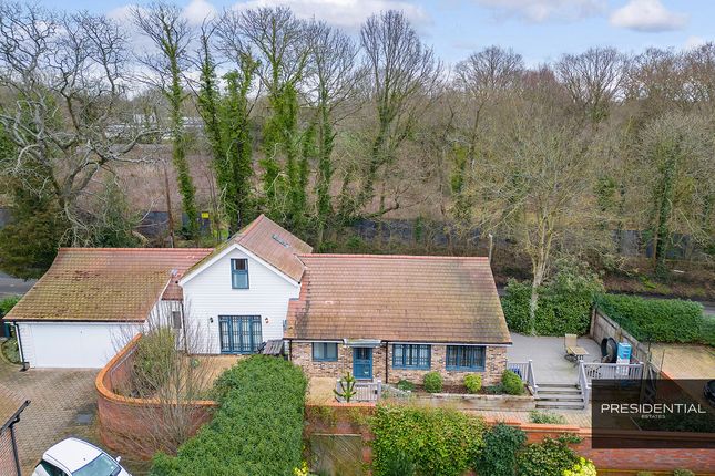 Detached house for sale in Lingmere Close, Chigwell