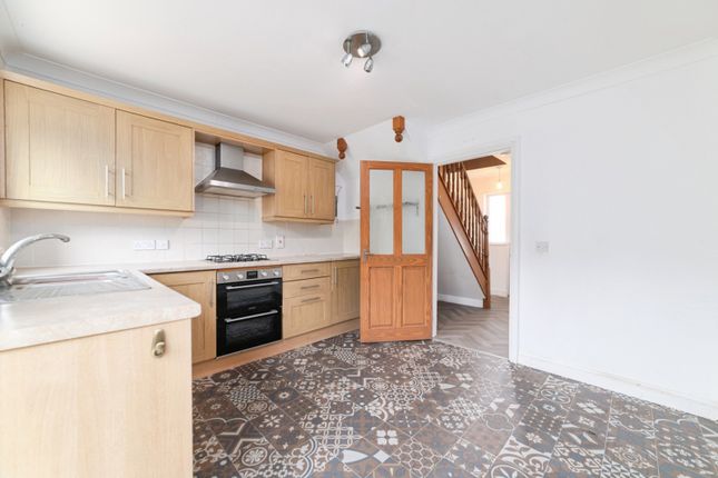5, Llys Gwyn, Llangennech photo 2