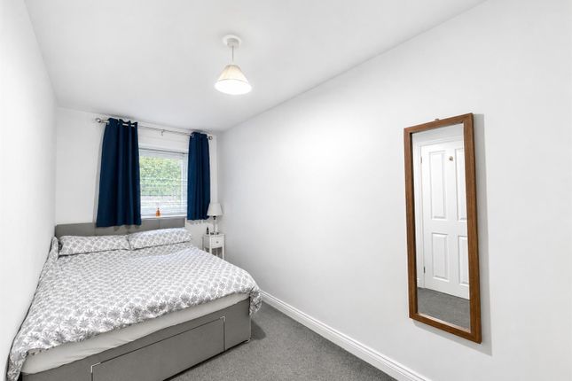 7, Bolton Court, Brixham photo 4