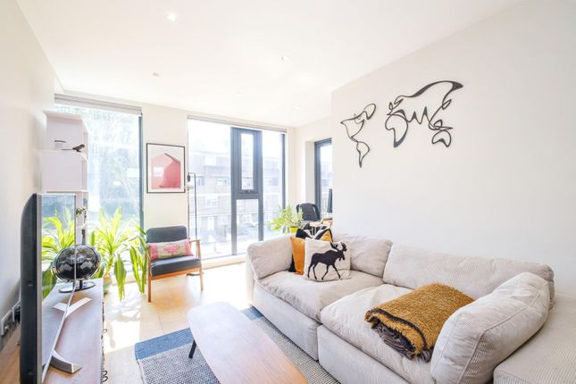 Flat for sale in 1A Brookhill Road, Woolwich
