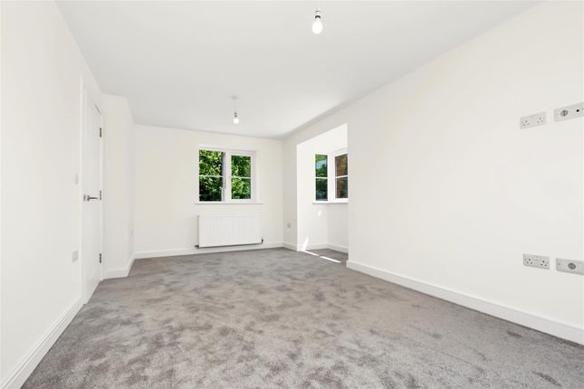 7, St. Norbert Drive, Derbyshire photo 5