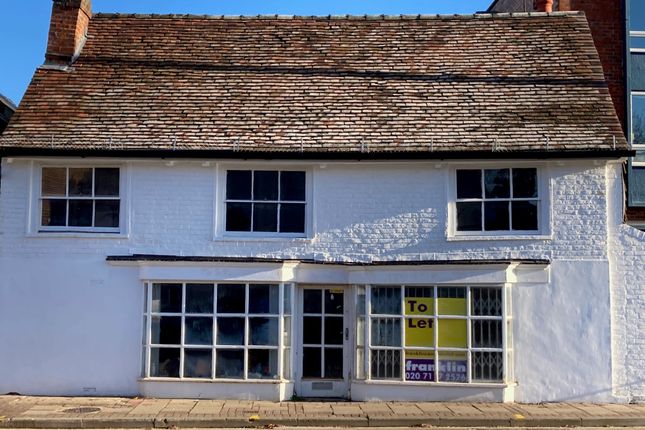 Retail premises to let in High Street, Cobham