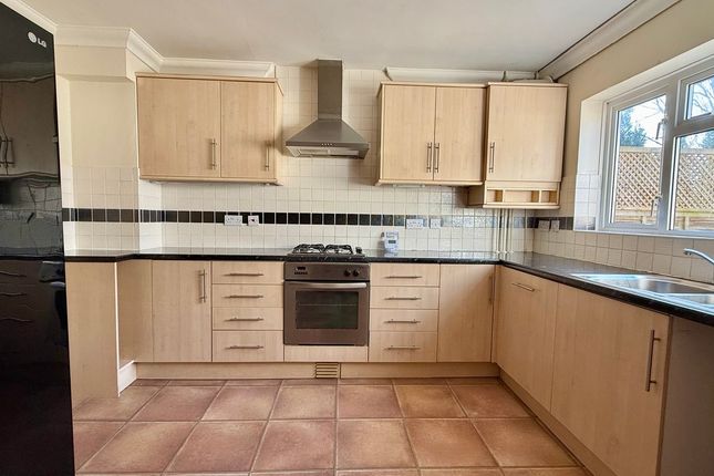 39, Auckland Avenue, Brockenhurst photo 4