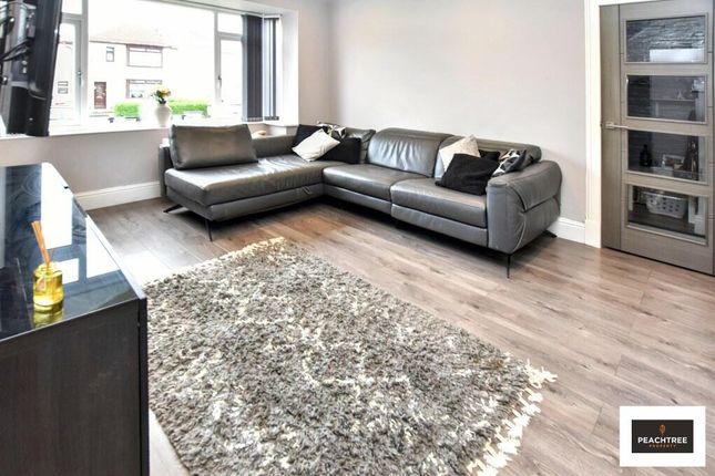 8, Percy Road, Renfrewshire photo 3