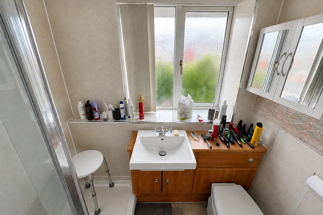 6, Eden Close, Cannock photo 5