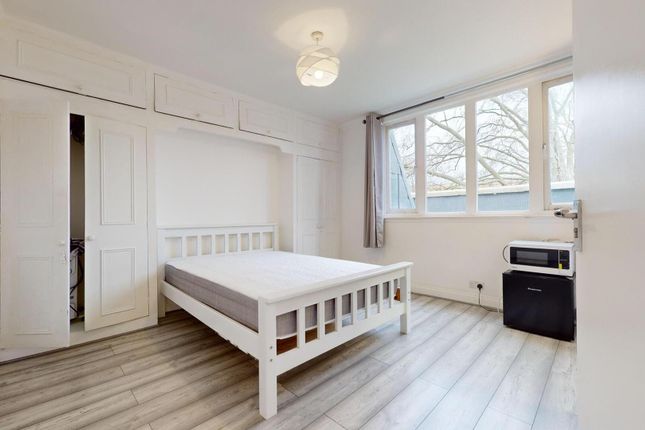 30E, Porchester Square, London photo 3
