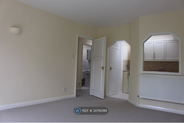 Coriander Court, Stafford Road, London photo 2