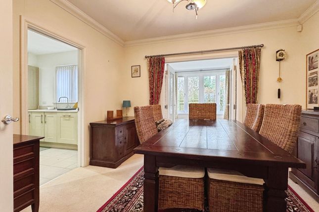 26 Priory Court, Marlborough photo 4