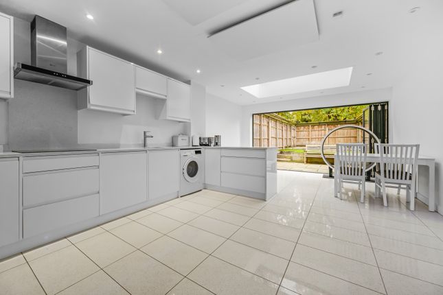 34, Wheat Close, St. Albans photo 3