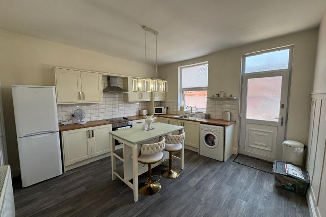 27, Nicholson Street, Castleford photo 3