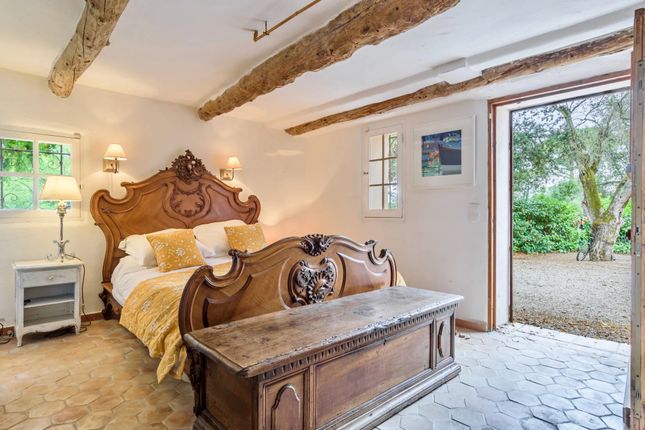 Villa for sale in Roquefort Les Pins, Mougins, Valbonne, Grasse Area, French Riviera