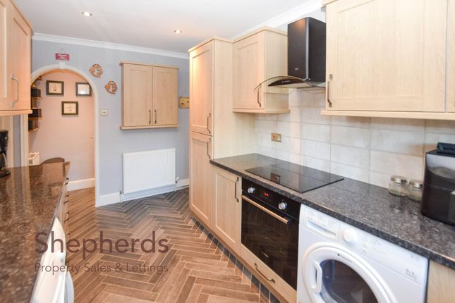 Detached house for sale in Woodside, Cheshunt, Waltham Cross